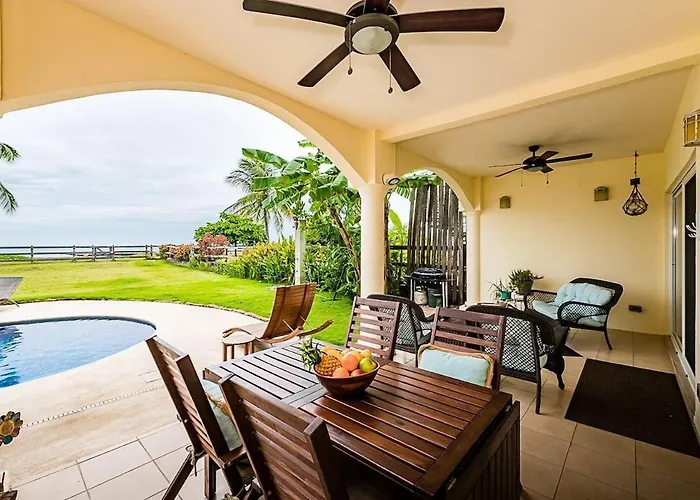 Holiday home Beachfront Hideaway With Pool & Ocean Views
